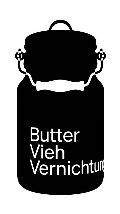 Ein schwarzes Glas mit einem Deckel. Darauf steht "Butter Vieh Vernichtung".