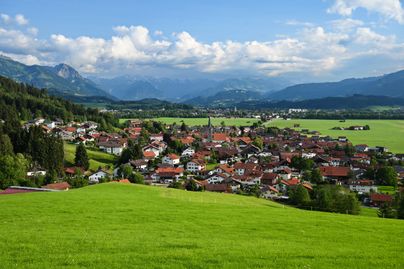 Burgberg im Sommer